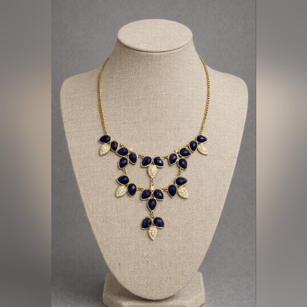 Elegant Gold and Blue Necklace